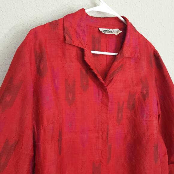 Chicos Silk Blouse Womens Medium Chicos 1 Red Button Up Top Collard V Neckline - Picture 9 of 12